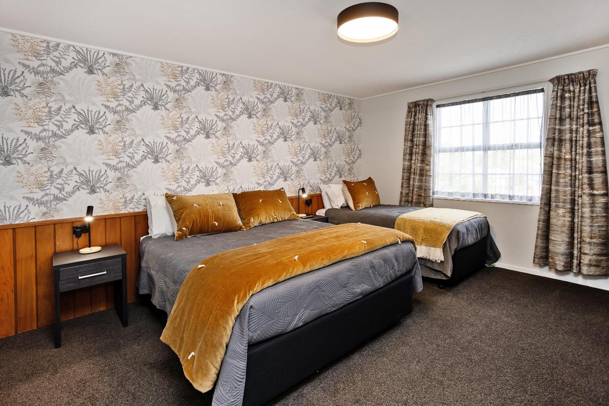Balmoral Lodge Motel Invercargill Extérieur photo